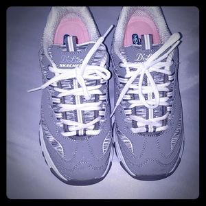 Skechers - D'Lites Women's shoes